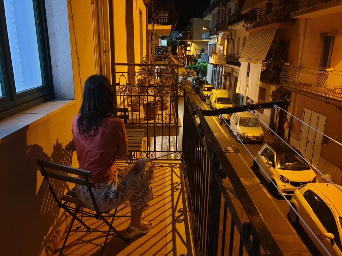 Chiara Naxos Apartment 贾迪尼-纳克索斯 外观 照片